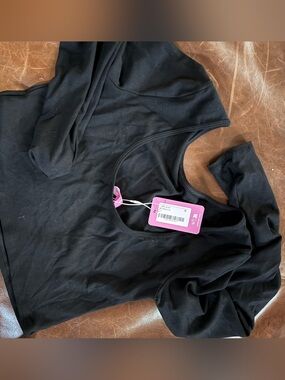 Edikted black long sleeve scoop neck NWT small
